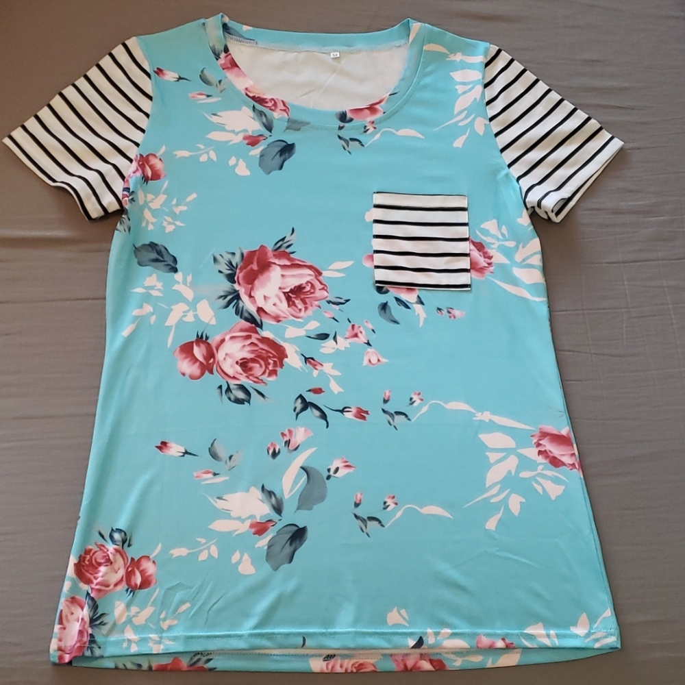 Bellelily Floral Striped T-Shirt